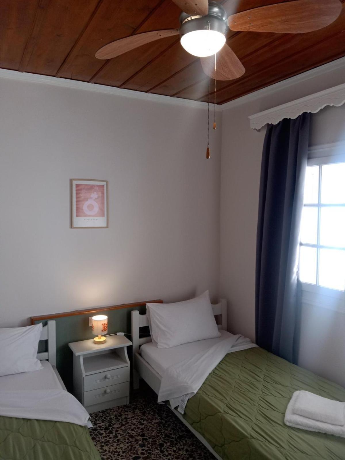 Menegis Apartment Zakynthos Town Luaran gambar